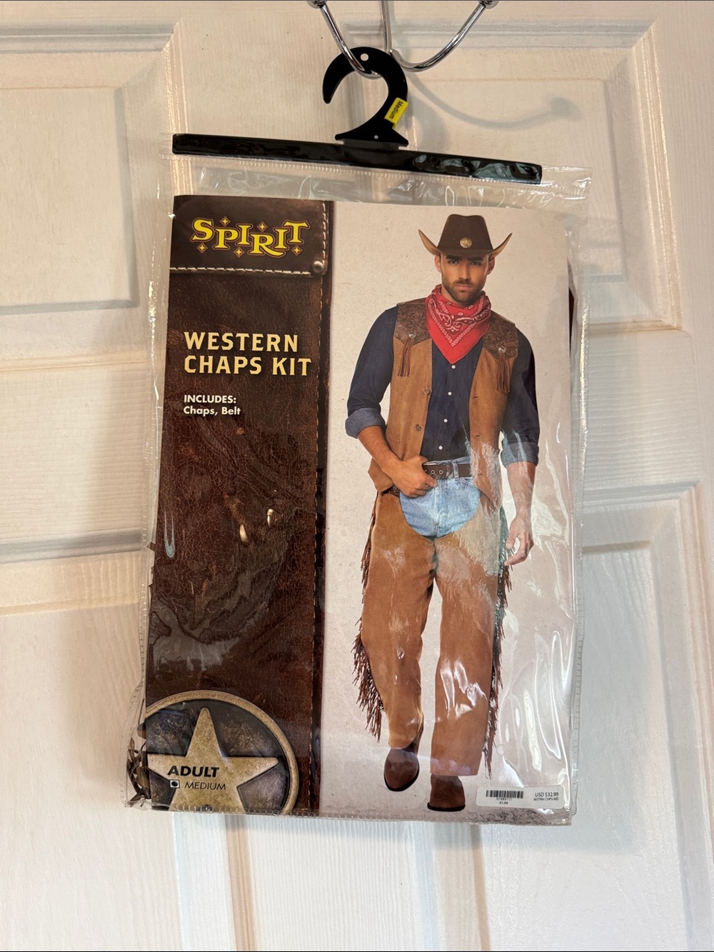Like new men’s chaps set costume. Size medium